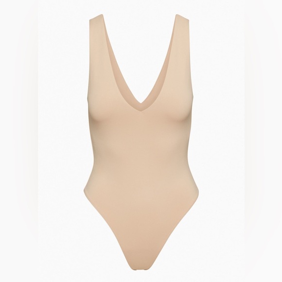 Aritzia Babaton Contour V-neck Bodysuit Toasty - Size Small - Picture 1 of 8